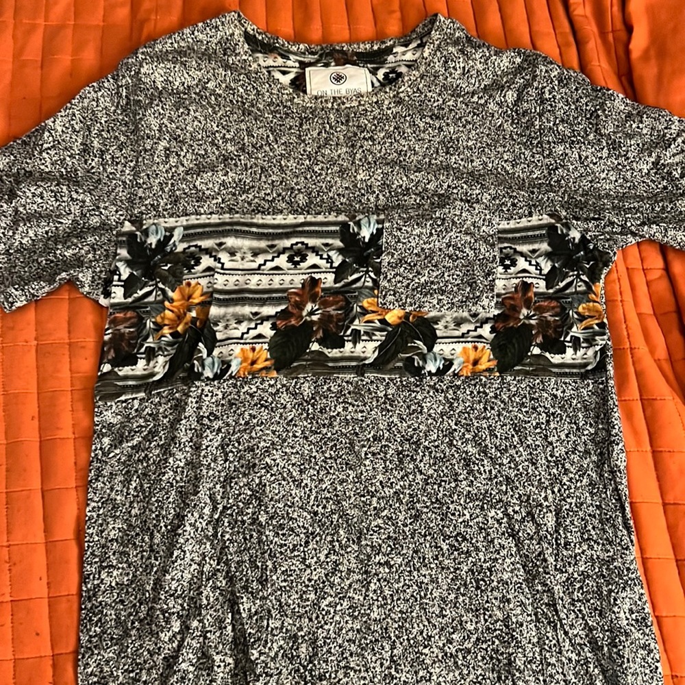 Pacsun pocket T-shirt